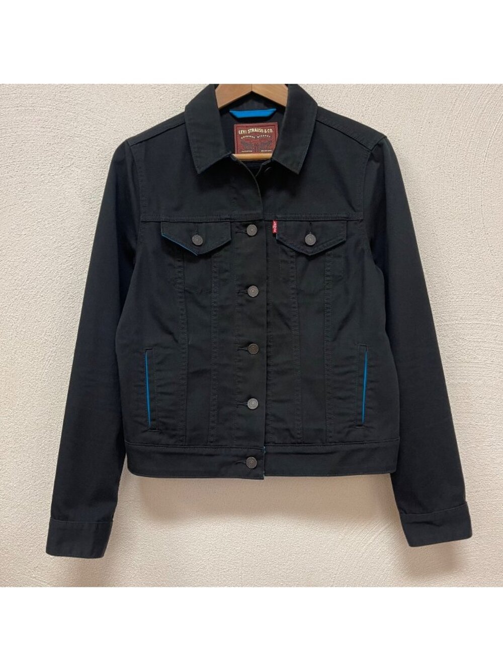 Levi's X NFL Black & Blue Denim Trucker Men's Jacket Sz M EUC